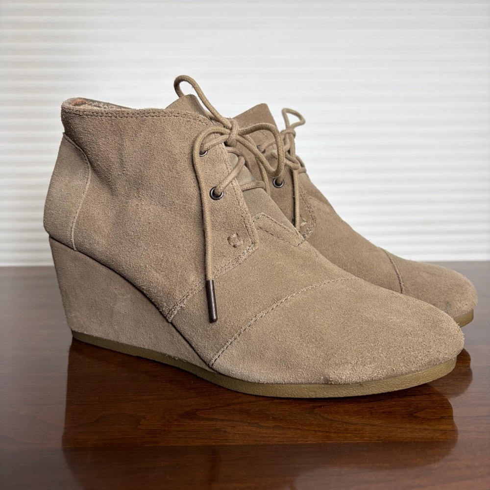 TOMS Suede Lace-Up Wedges Ankle Booties Boots Size 11 Dessert Taupe Retro‎ BoHo